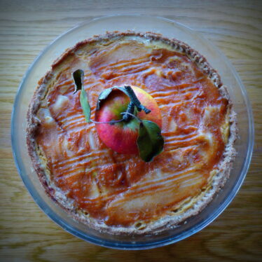 An apple a day, keeps the doctor away !